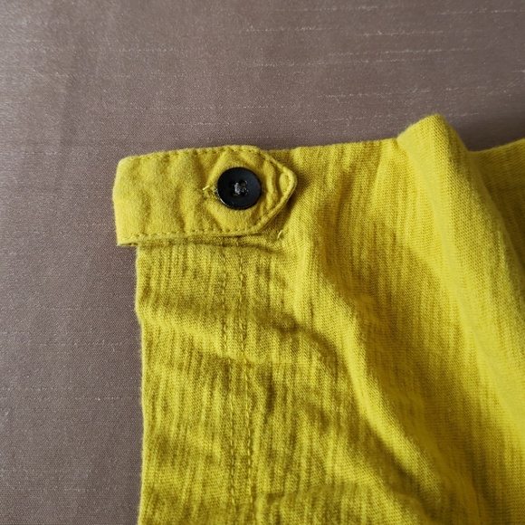 Kenneth Cole T-shirt - Picture 3 of 3